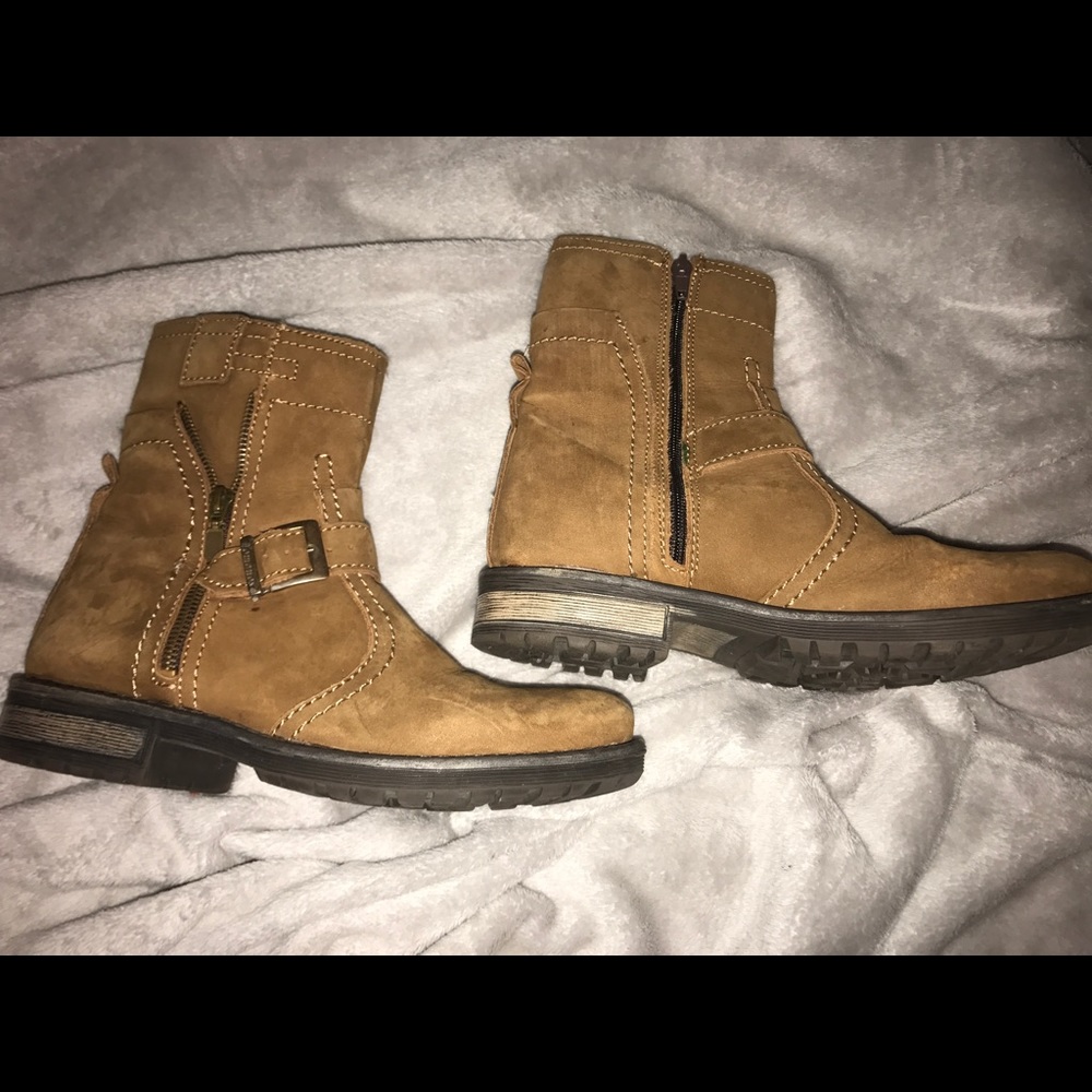 Women Boots