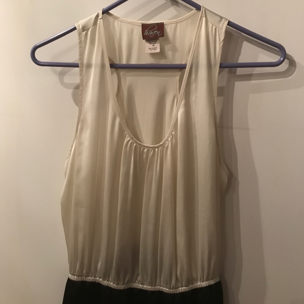 Dress - Picture 3 of 4