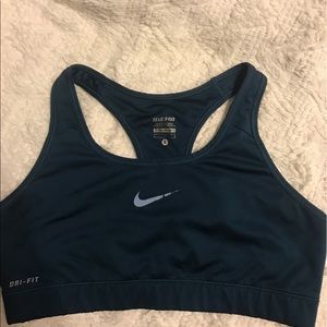 Nike Sports bra 💚