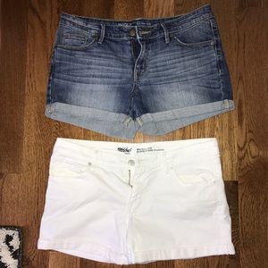 Bundle of 2 Mossimo shorts. Perfect Condition.