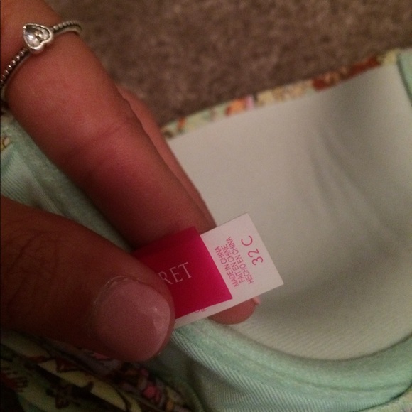 victoria's secret bathing suit bikini top - Picture 3 of 3