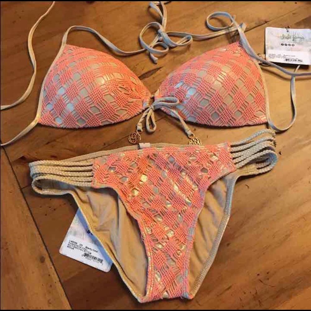NWT Luli Fama Diamantes De Coral Bikini