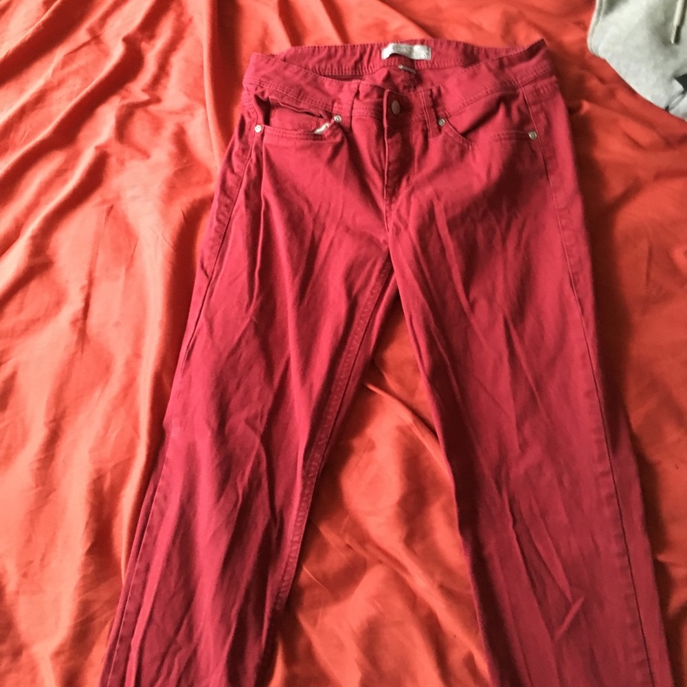 Red skinny jeans