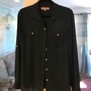 😍 Perfect Work Shirt for the Summer 😍