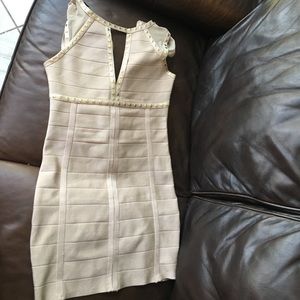 Cute beige BEBE body con dress.