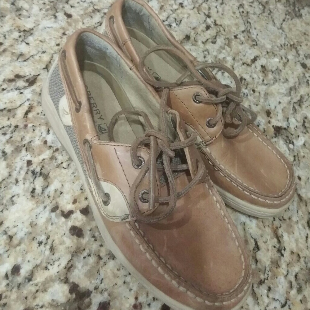 Boys Sperry shoes