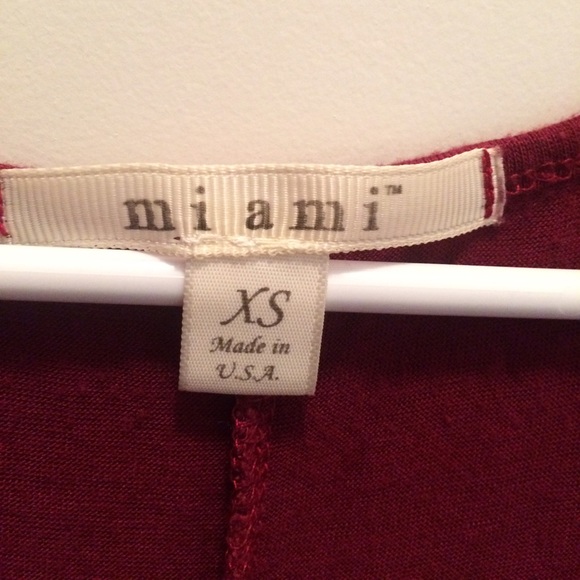 francesca's graphic tee tshirt - Picture 2 of 2