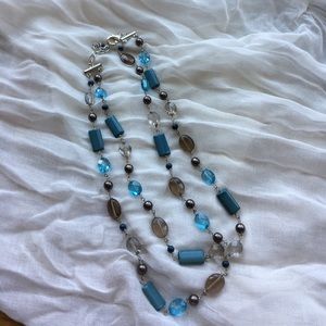 Ann Taylor loft necklace