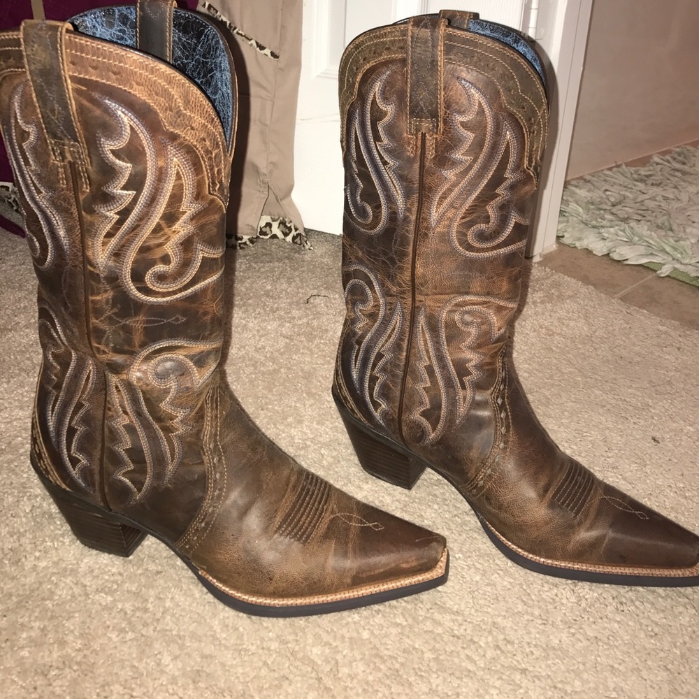 Women's Ariat boots