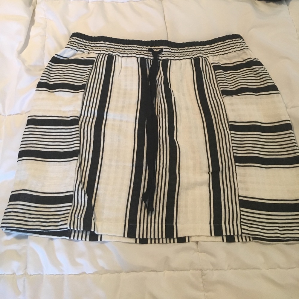 Cute linen blend skirt