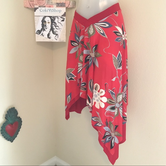 💋Flirty Handkerchief Skirt multi layers - Picture 2 of 3
