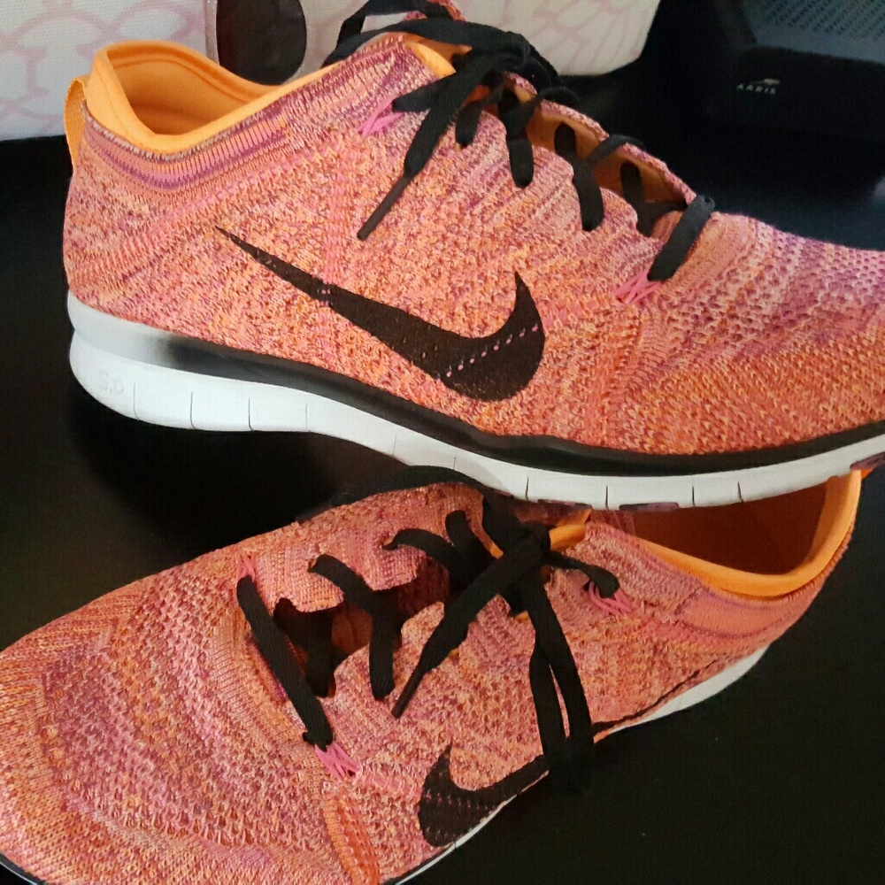 NIKE FREE FLY KNIT  5.0