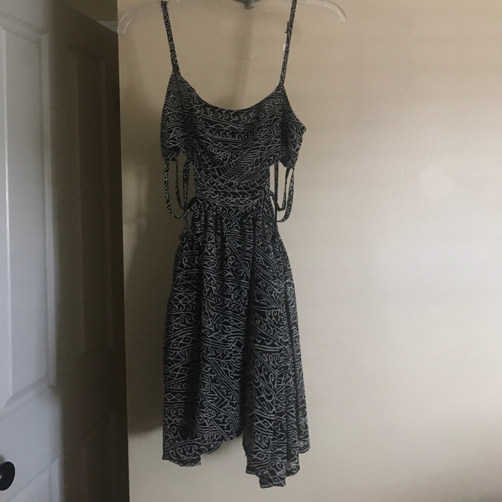 Brandy Melville cut out dress