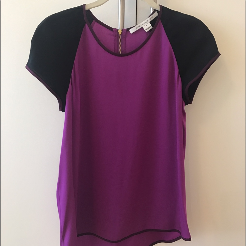 Diane Von Furstenberg Silk Short Sleeved Top