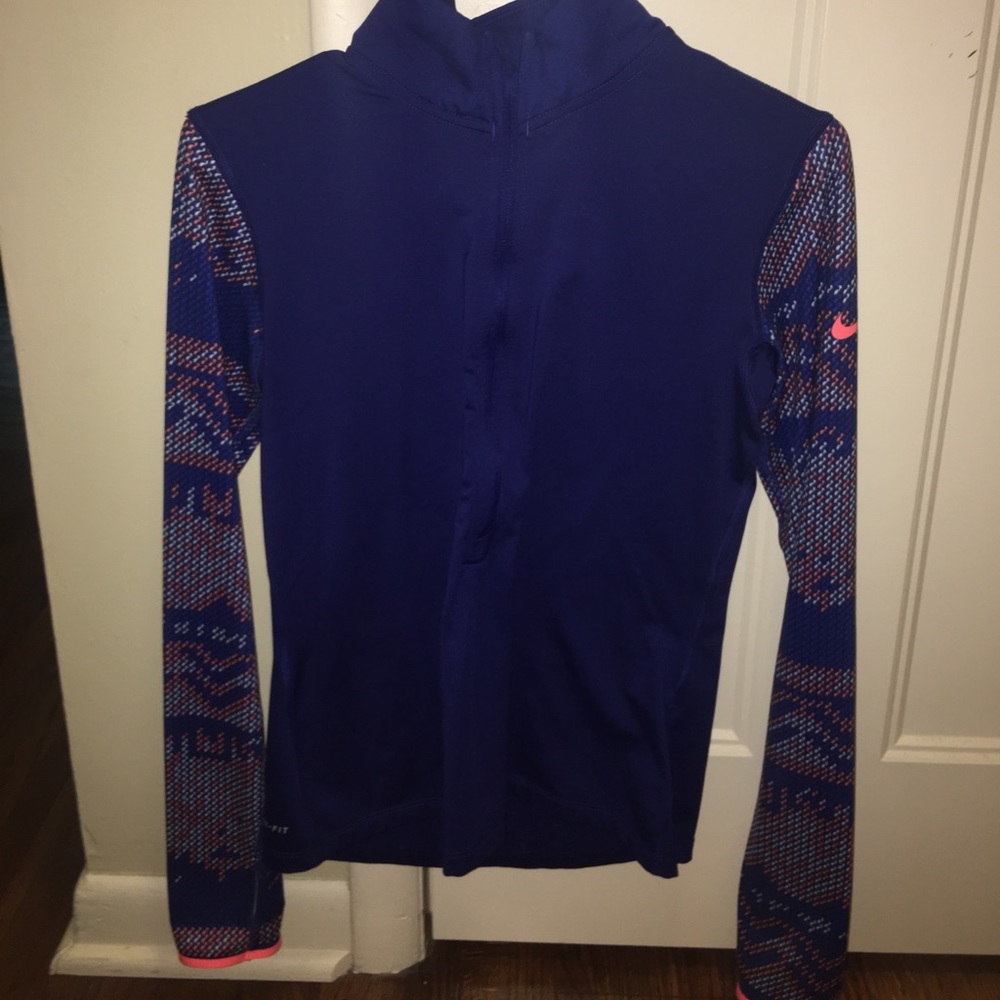 Nike Half Zip