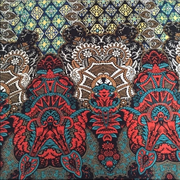 🏆3XHOST PICK🏆🇺🇸Medallion Border Maxi Dress - Picture 4 of 4