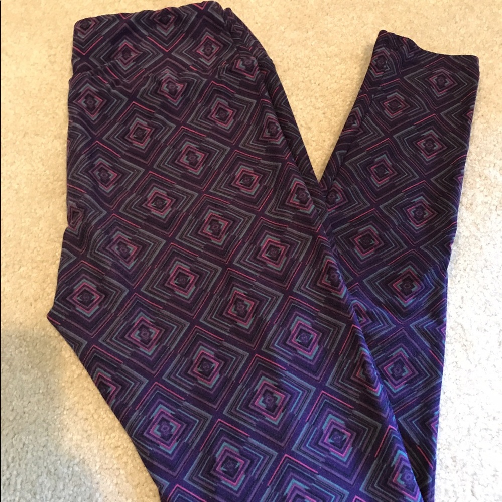 Lularoe OS - Picture 4 of 5