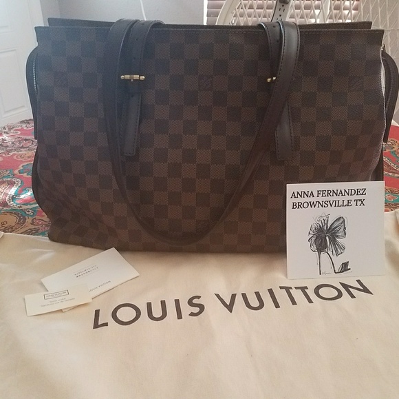 Authentic Chelsea Luois Vuitton - Picture 1 of 4