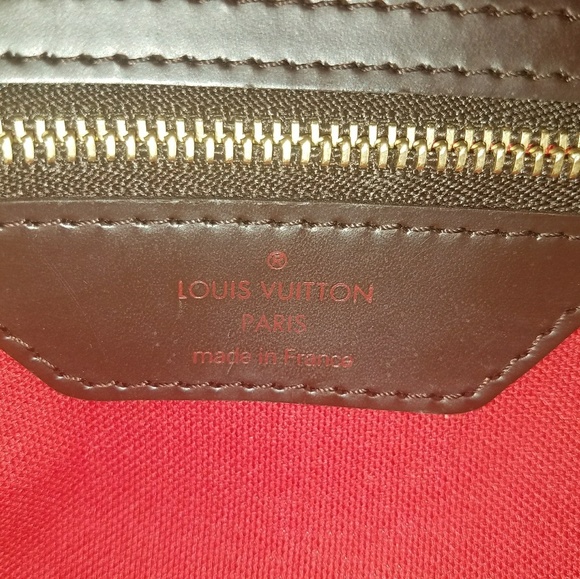 Authentic Chelsea Luois Vuitton - Picture 2 of 4