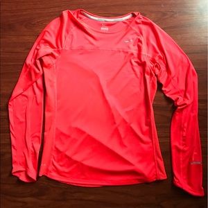 Women's Nike long sleeve miler running top