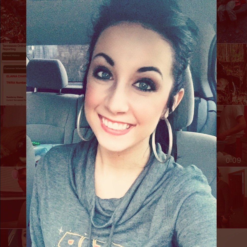 Meet your Posher, Elaina