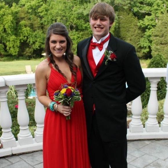 Prom dress - Picture 2 of 4