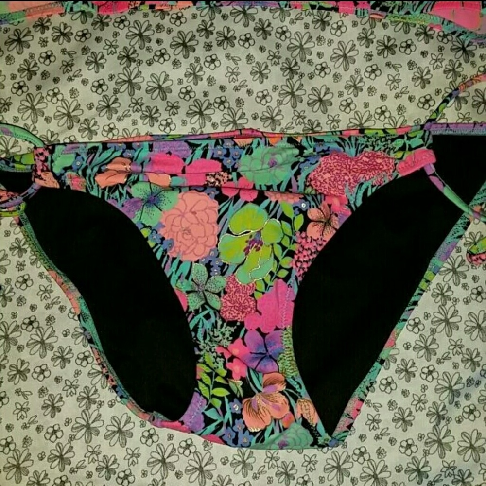 Vs floral swim set - Picture 4 of 4