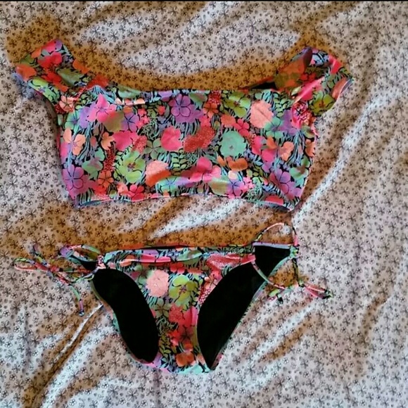 Vs floral swim set - Picture 2 of 4