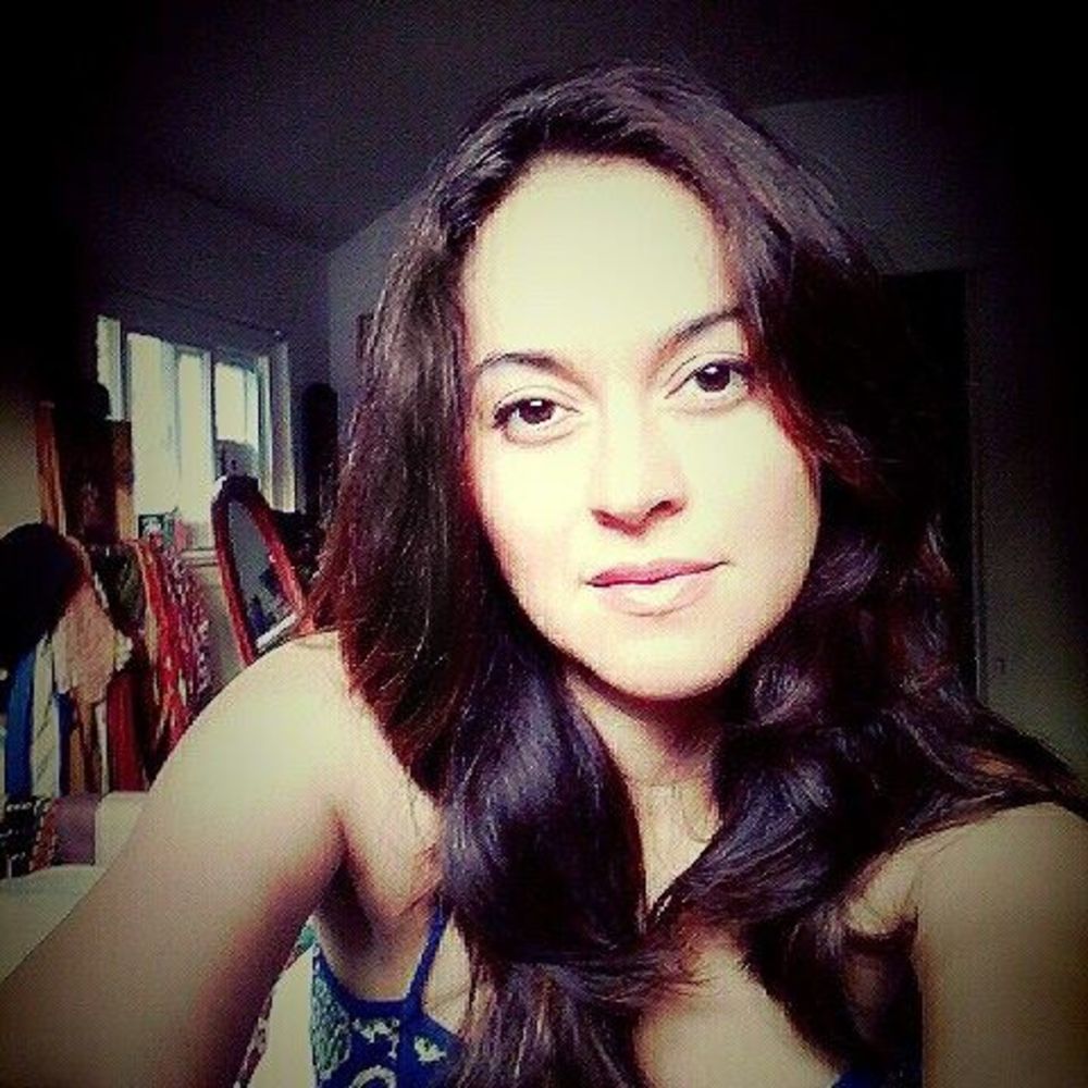 Meet your Posher, Denise