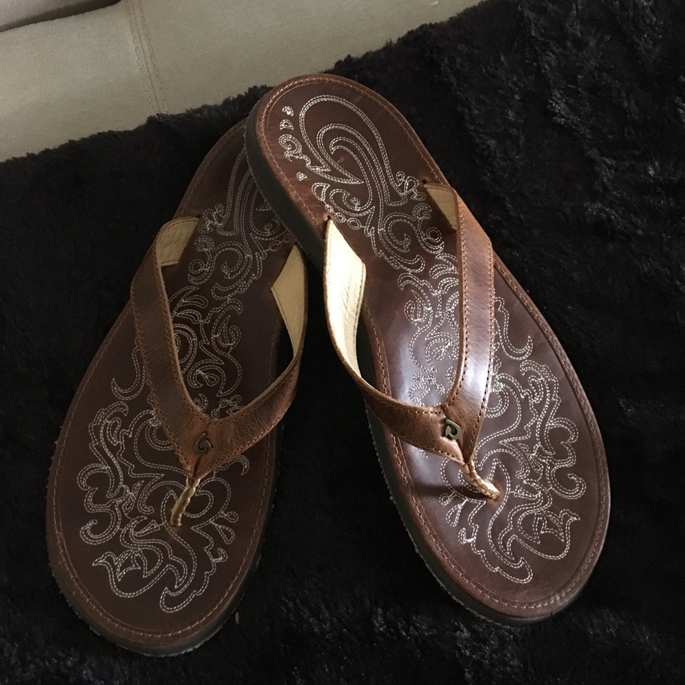 Olukai brown leather flip flops