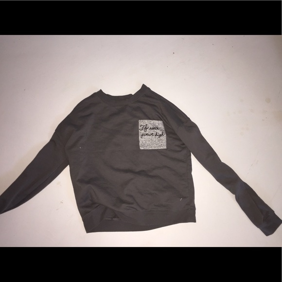 Sweatshirts - Picture 2 of 3