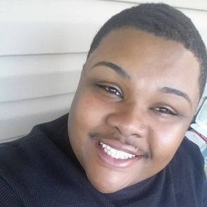 Meet your Posher, Dominic