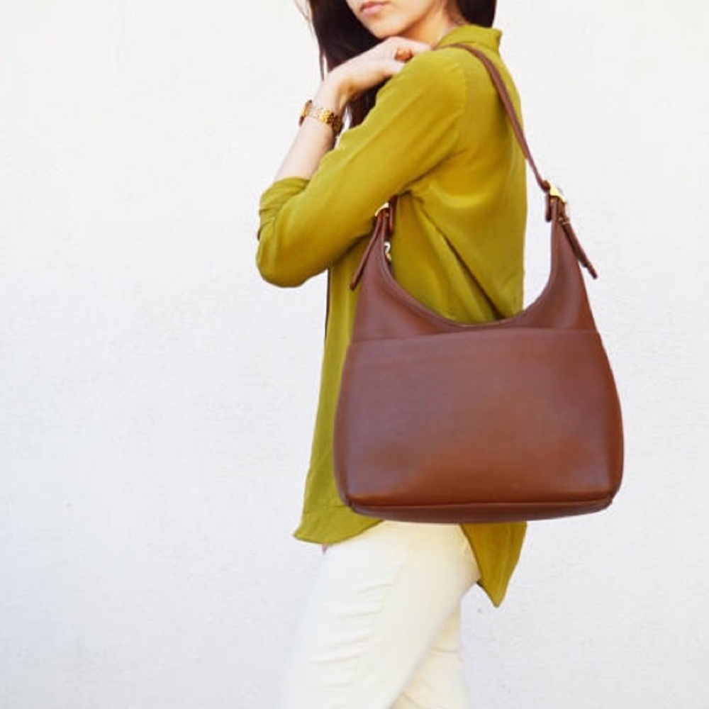 Vintage Coach British Tan Hobo Shoulder Bag EUC