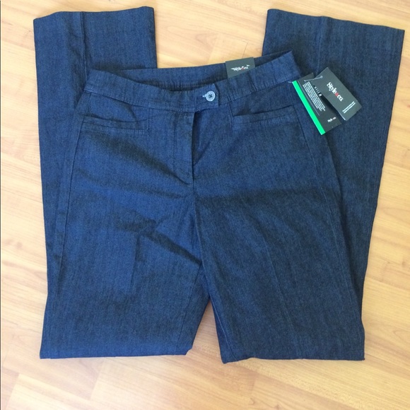 NWT STYLE & CO MID-RISE FLARE TUMMY CONTROL JEANS - Picture 3 of 4
