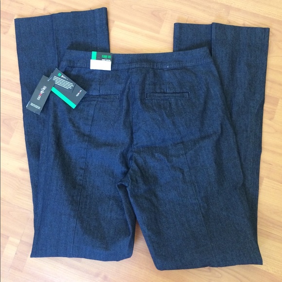 NWT STYLE & CO MID-RISE FLARE TUMMY CONTROL JEANS - Picture 4 of 4