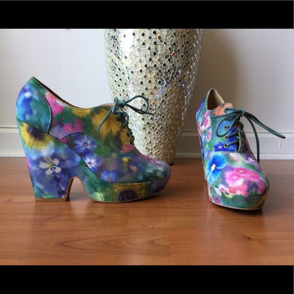 Ecote Floral Flower Platform shoes