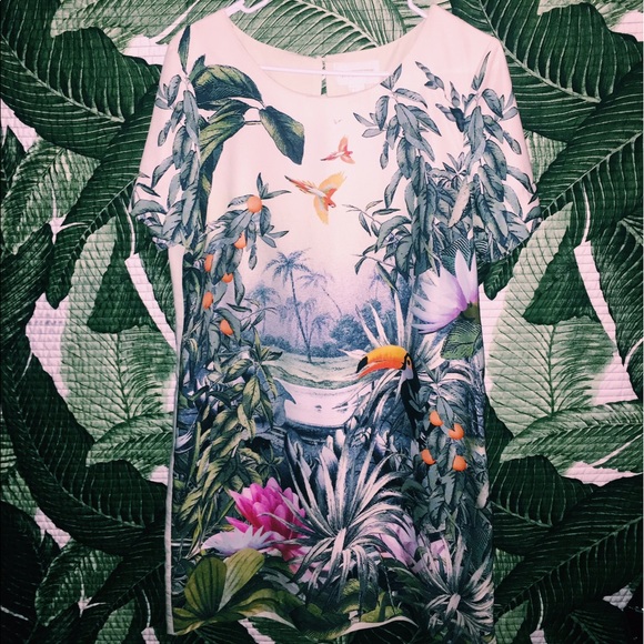 H&M Dresses & Skirts - H&M Tropical Dress