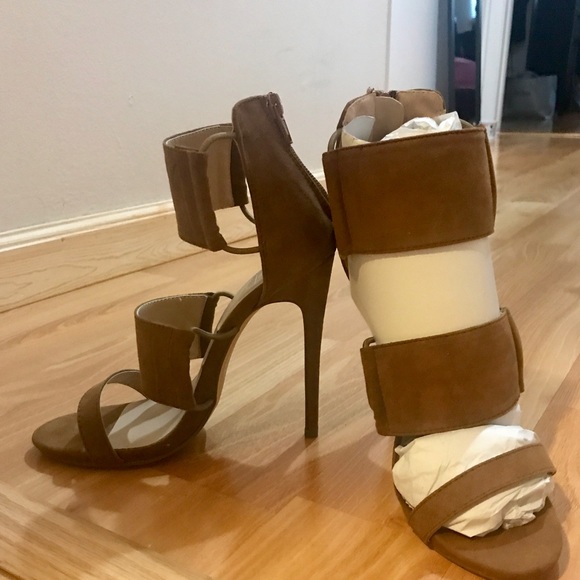 MISSGUIDED 👠 - Picture 3 of 4