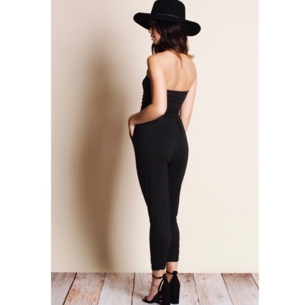 Last 1! 💖Black Strapless Jumper - Picture 2 of 2