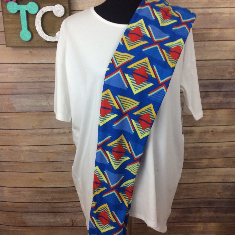 LuLaRoe Tall and Curvy Leggings