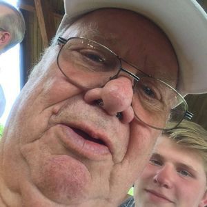 Meet your Posher, Eric