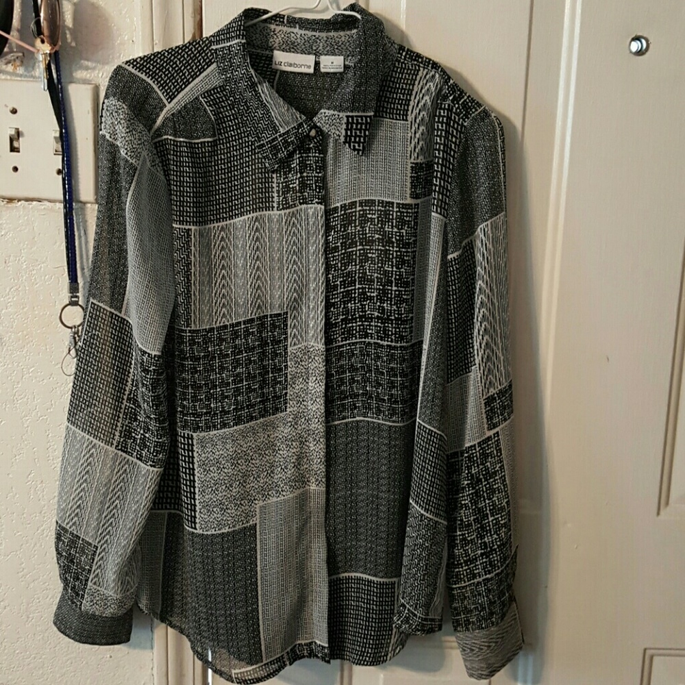 Stunning button down shirt