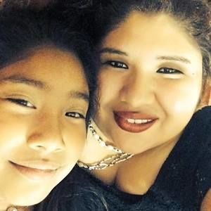 Meet your Posher, Reyna leno