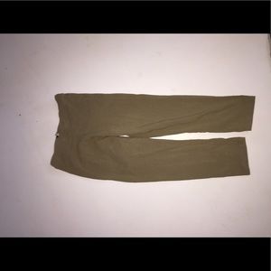 Green cropped leggings