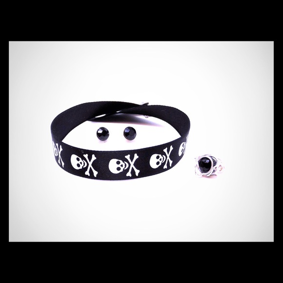 Skull & Bones Choker! HANDMADE IN THE USA! - Picture 2 of 2