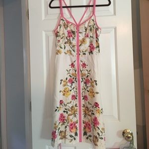 Perfect floral summer dress!