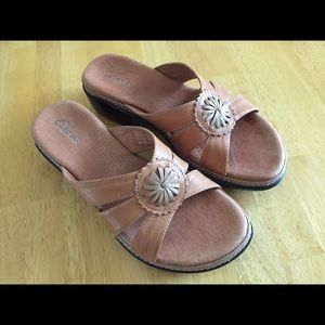 Clarks women's sandal