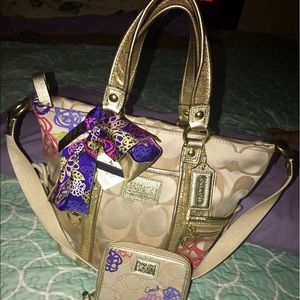 Authentic Coach Poppy Set