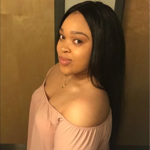 Meet your Posher, Nia