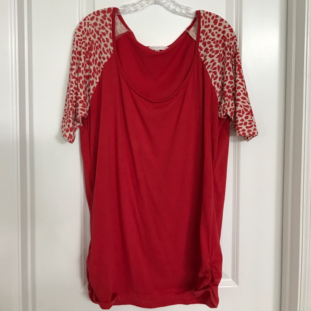 Red animal print sleeve baseball tee